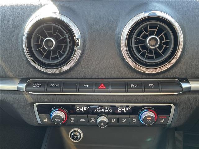 アウディ Ａ３　セダン １．４　ＴＦＳＩ　スポーツ H29年 (東北) 99