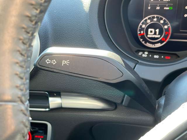 アウディ Ａ３　セダン １．４　ＴＦＳＩ　スポーツ H29年 (東北) 99