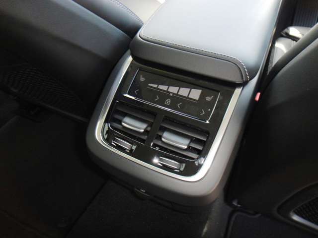 ボルボ Ｖ６０ アルティメット　Ｂ４ R5年 (東北) 99