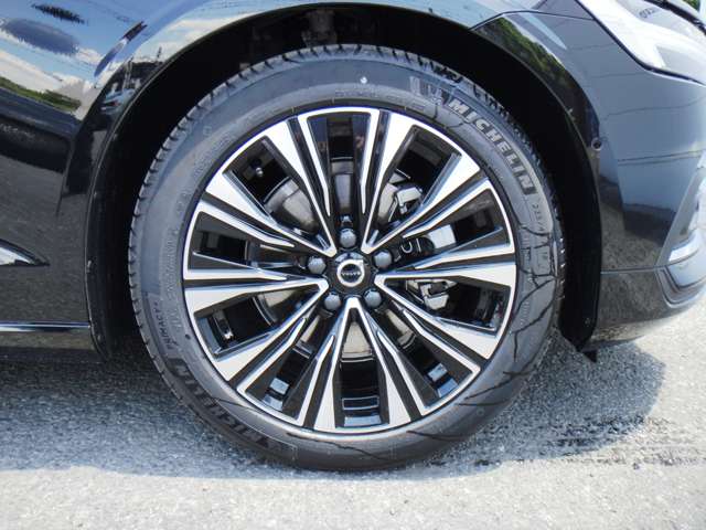 ボルボ Ｖ６０ アルティメット　Ｂ４ R5年 (東北) 99