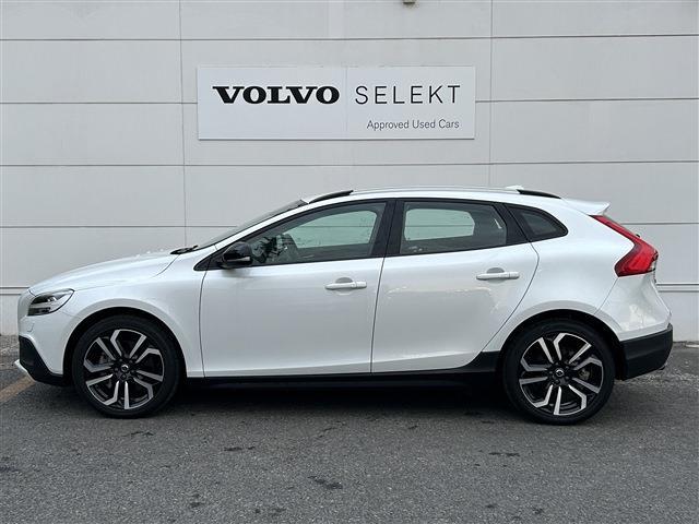 ボルボ Ｖ４０クロスカントリー Ｔ５ ＡＷＤ モメンタム ４ＷＤ H30年 (東北) 99