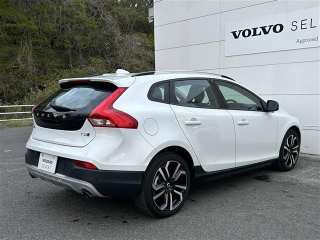 ボルボ Ｖ４０クロスカントリー Ｔ５ ＡＷＤ モメンタム ４ＷＤ H30年 (東北) 99