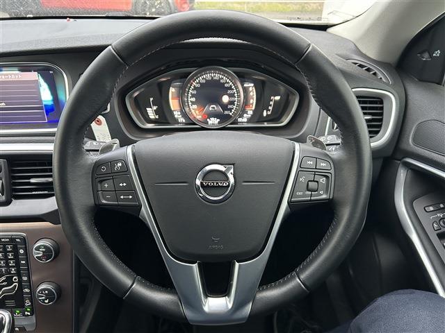 ボルボ Ｖ４０クロスカントリー Ｔ５ ＡＷＤ モメンタム ４ＷＤ H30年 (東北) 99