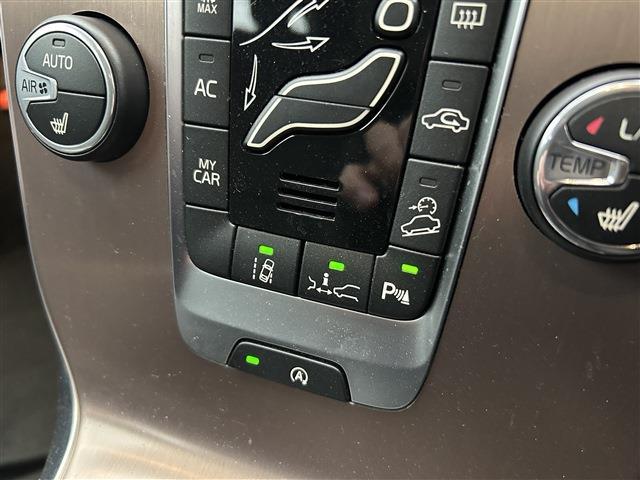 ボルボ Ｖ４０クロスカントリー Ｔ５ ＡＷＤ モメンタム ４ＷＤ H30年 (東北) 99