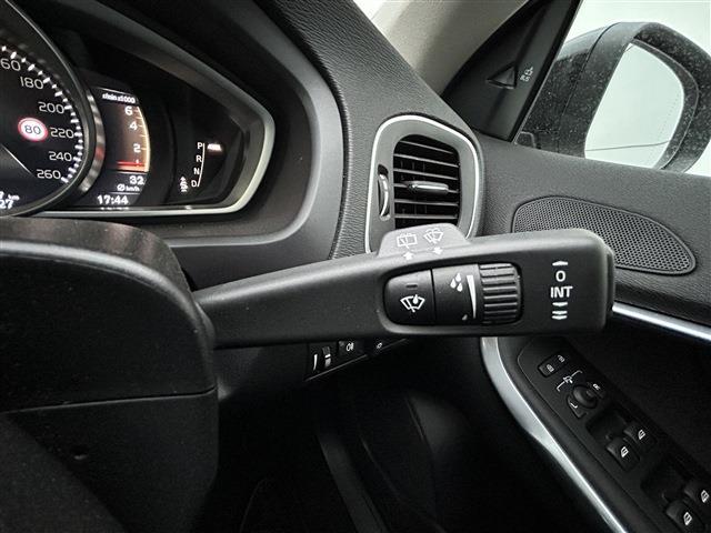 ボルボ Ｖ４０クロスカントリー Ｔ５ ＡＷＤ モメンタム ４ＷＤ H30年 (東北) 99