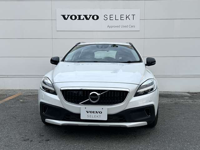ボルボ Ｖ４０クロスカントリー Ｔ５ ＡＷＤ モメンタム ４ＷＤ H30年 (東北) 99