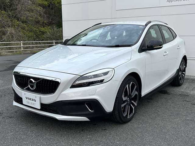 ボルボ Ｖ４０クロスカントリー Ｔ５ ＡＷＤ モメンタム ４ＷＤ H30年 (東北) 99