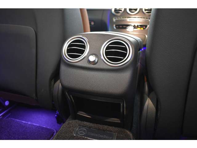 メルセデスベンツ Ｃクラス Ｃ２００ ４マチック アバンギャルド ＡＭＧライン ４ＷＤ R1年 (関東) 99