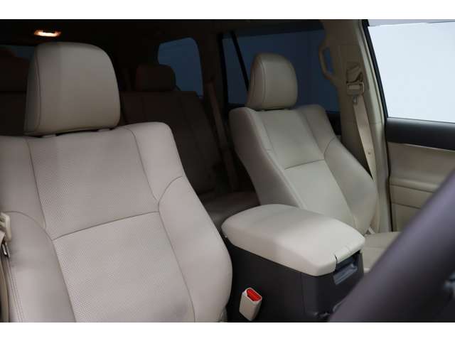 トヨタ ランドクルーザープラド ２．７ ＴＸ Ｌパッケージ ４ＷＤ R5年 (東海) 99