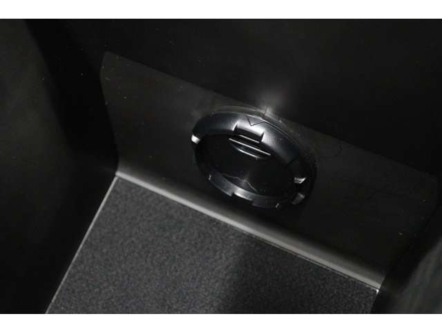 トヨタ ランドクルーザープラド ２．７ ＴＸ Ｌパッケージ ４ＷＤ R5年 (東海) 99