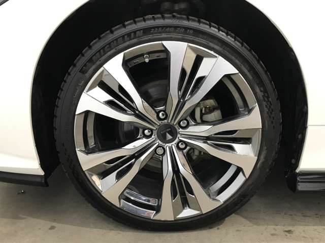 トヨタ クラウン　ハイブリッド ハイブリッド ２．５ ＲＳ アドバンス ＦＯＵＲ ４ＷＤ R1年 (北海道) 99