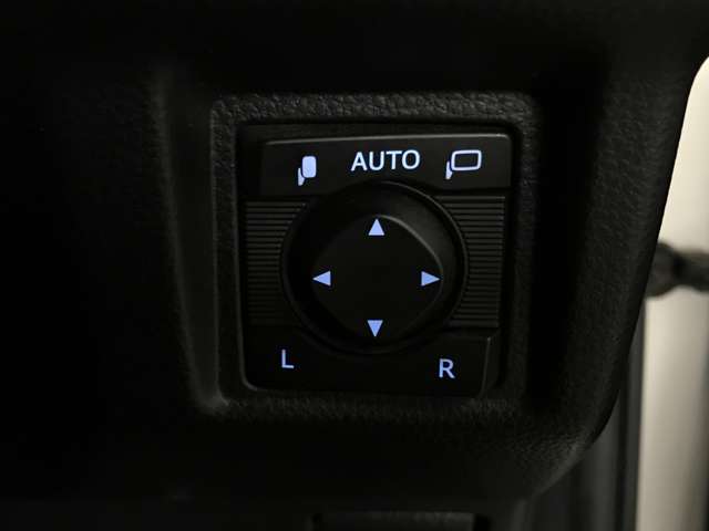 トヨタ クラウン　ハイブリッド ハイブリッド ２．５ ＲＳ アドバンス ＦＯＵＲ ４ＷＤ R1年 (北海道) 99