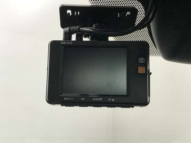 トヨタ クラウン　ハイブリッド ハイブリッド ２．５ ＲＳ アドバンス ＦＯＵＲ ４ＷＤ R1年 (北海道) 99