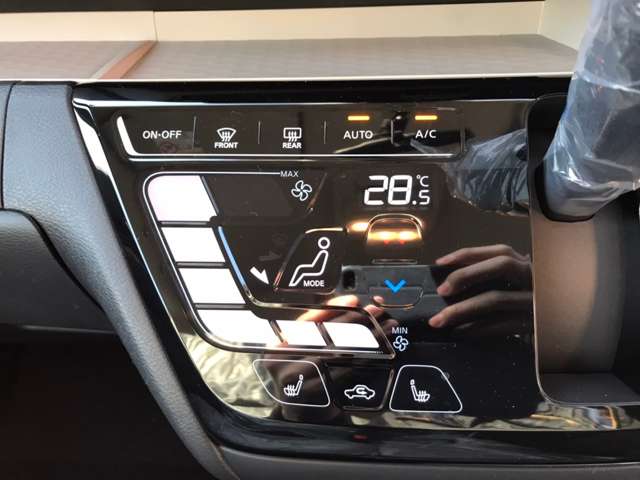 三菱 デリカ　ミニ ６６０ Ｇ プレミアム ４ＷＤ R5年 (北海道) 99