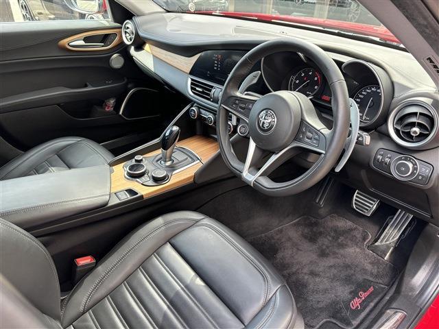 アルファロメオ ジュリア ２．２ ターボ ディーゼル スーパー R1年 (東北) 99