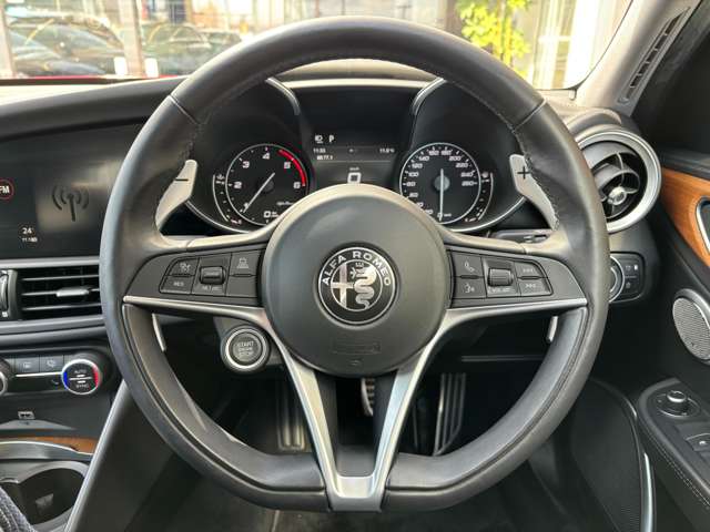 アルファロメオ ジュリア ２．２ ターボ ディーゼル スーパー R1年 (東北) 99