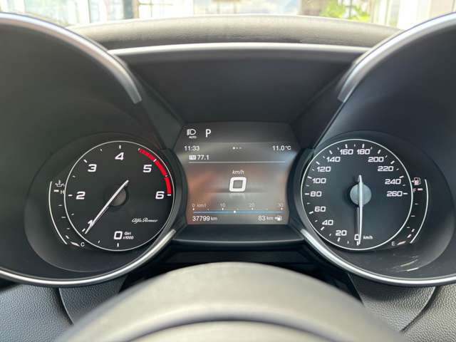 アルファロメオ ジュリア ２．２ ターボ ディーゼル スーパー R1年 (東北) 99