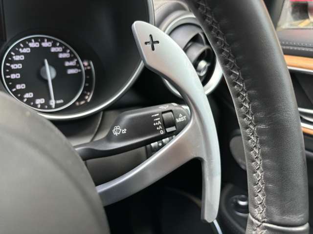 アルファロメオ ジュリア ２．２ ターボ ディーゼル スーパー R1年 (東北) 99