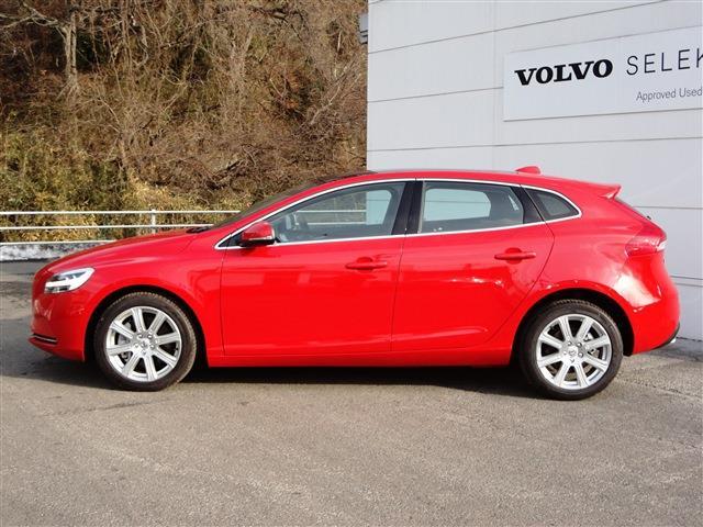 ボルボ Ｖ４０ Ｔ３　クラシックエディション R2年 (東北) 99