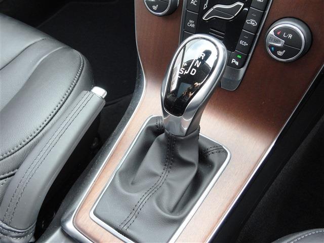 ボルボ Ｖ４０ Ｔ３　クラシックエディション R2年 (東北) 99