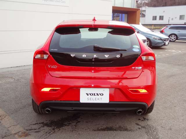 ボルボ Ｖ４０ Ｔ３　クラシックエディション R2年 (東北) 99