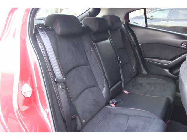 マツダ アクセラスポーツ ２．２ ＸＤ ディーゼルターボ H27年 (関東) 99