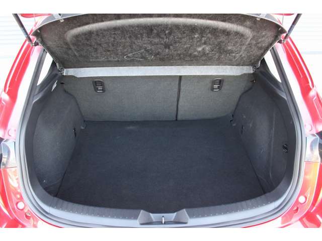 マツダ アクセラスポーツ ２．２ ＸＤ ディーゼルターボ H27年 (関東) 99