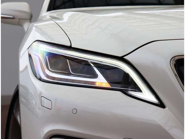 トヨタ クラウン　ハイブリッド ハイブリッド ２．５ ＲＳ アドバンス R1年 (関東) 99