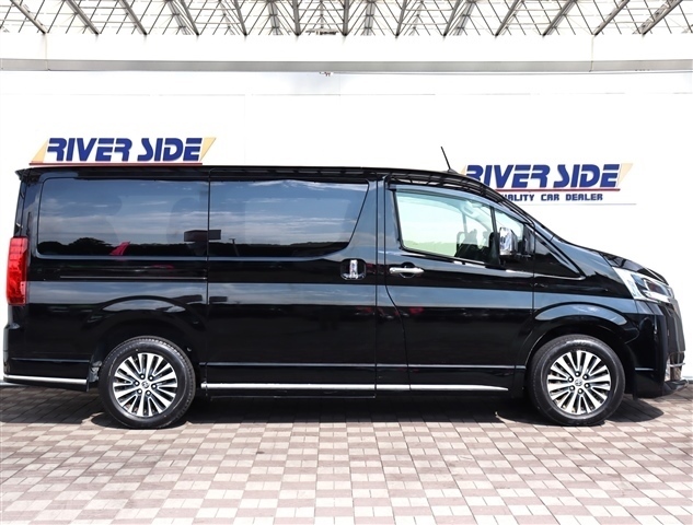 トヨタ グランエース ２．８ プレミアム ディーゼルターボ R3年 (関東) 99