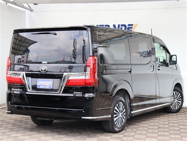 トヨタ グランエース ２．８ プレミアム ディーゼルターボ R3年 (関東) 99