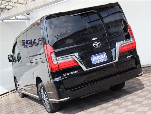 トヨタ グランエース ２．８ プレミアム ディーゼルターボ R3年 (関東) 99