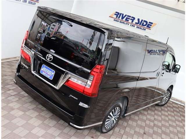 トヨタ グランエース ２．８ プレミアム ディーゼルターボ R3年 (関東) 99