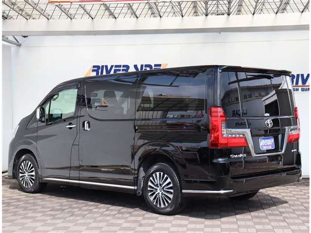 トヨタ グランエース ２．８ プレミアム ディーゼルターボ R3年 (関東) 99