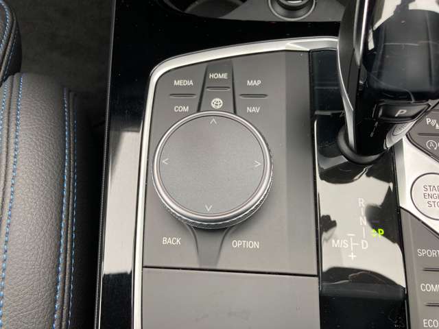 ＢＭＷ １シリーズ １１８Ｄ Ｍスポーツ エディション ジョイ プラス ディーゼルターボ R3年 (近畿) 99