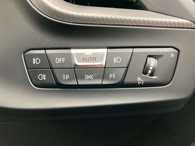 ＢＭＷ １シリーズ １１８Ｄ Ｍスポーツ エディション ジョイ プラス ディーゼルターボ R3年 (近畿) 99