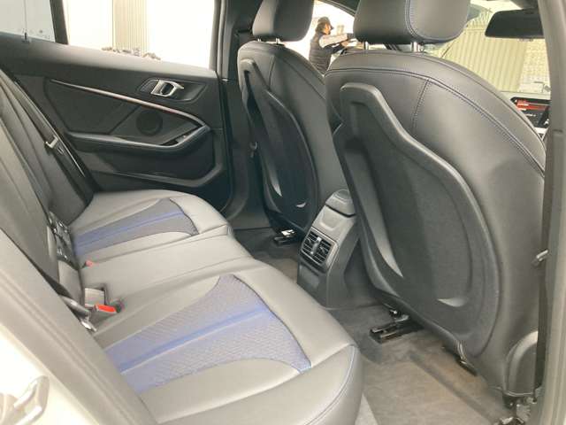 ＢＭＷ １シリーズ １１８Ｄ Ｍスポーツ エディション ジョイ プラス ディーゼルターボ R3年 (近畿) 99