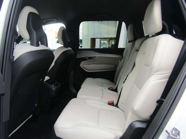 ボルボ ＸＣ９０ Ｂ６ ＡＷＤ Ｒデザイン ４ＷＤ R4年 (関東) 99