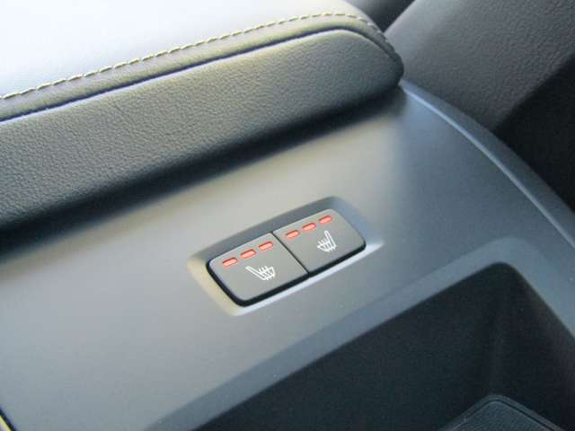 ボルボ ＸＣ６０ リチャージ アルティメット Ｔ６ ＡＷＤ プラグイン ハイブリッド ４ＷＤ R5年 (関東) 99