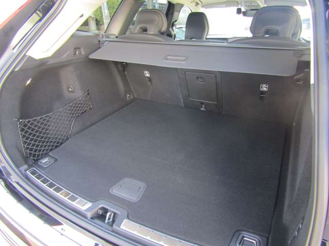 ボルボ ＸＣ６０ リチャージ アルティメット Ｔ６ ＡＷＤ プラグイン ハイブリッド ４ＷＤ R5年 (関東) 99