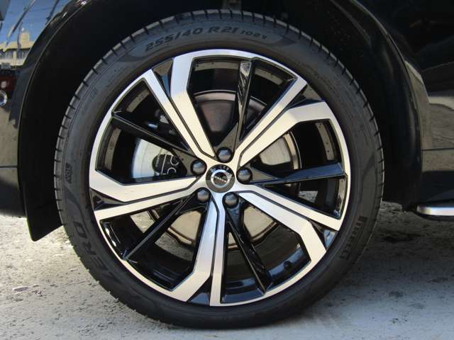 ボルボ ＸＣ６０ リチャージ アルティメット Ｔ６ ＡＷＤ プラグイン ハイブリッド ４ＷＤ R5年 (関東) 99