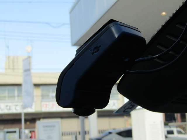 ボルボ ＸＣ６０ リチャージ アルティメット Ｔ６ ＡＷＤ プラグイン ハイブリッド ４ＷＤ R5年 (関東) 99