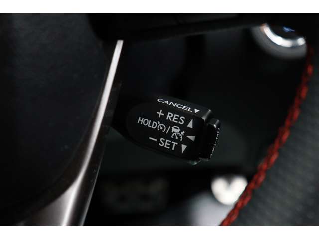 トヨタ ハイラックス ２．４ Ｚ ＧＲスポーツ ディーゼルターボ ４ＷＤ R5年 (東海) 99