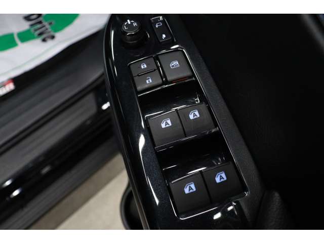 トヨタ ハイラックス ２．４ Ｚ ＧＲスポーツ ディーゼルターボ ４ＷＤ R5年 (東海) 99