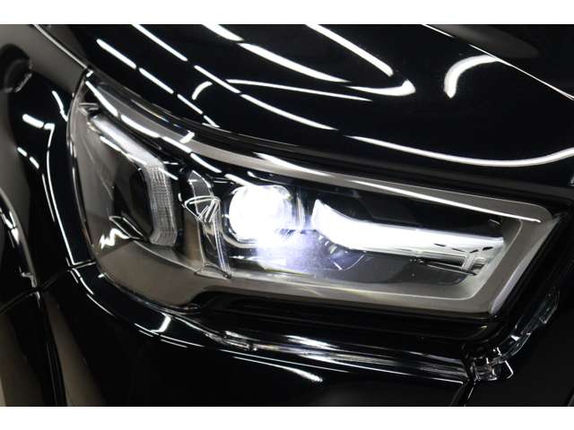 トヨタ ハイラックス ２．４ Ｚ ＧＲスポーツ ディーゼルターボ ４ＷＤ R5年 (東海) 99