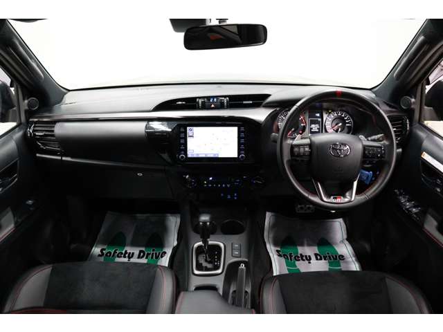 トヨタ ハイラックス ２．４ Ｚ ＧＲスポーツ ディーゼルターボ ４ＷＤ R5年 (東海) 99