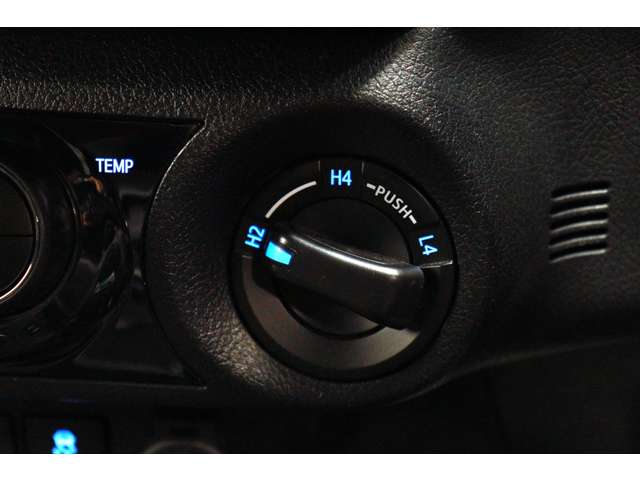 トヨタ ハイラックス ２．４ Ｚ ＧＲスポーツ ディーゼルターボ ４ＷＤ R5年 (東海) 99