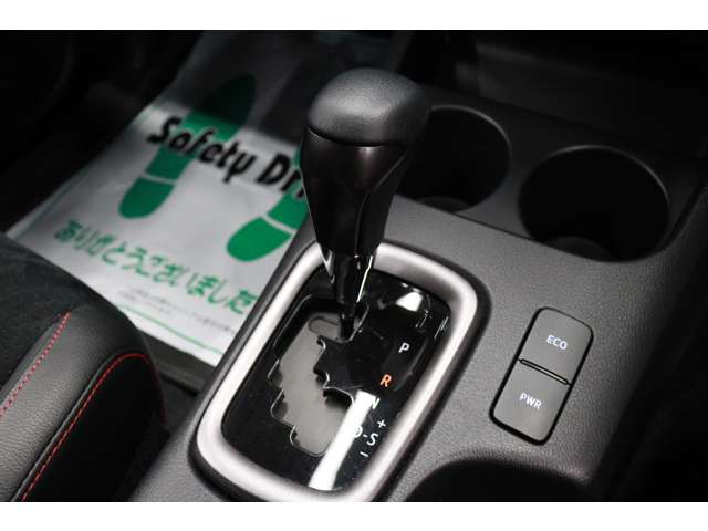 トヨタ ハイラックス ２．４ Ｚ ＧＲスポーツ ディーゼルターボ ４ＷＤ R5年 (東海) 99