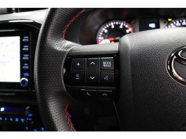 トヨタ ハイラックス ２．４ Ｚ ＧＲスポーツ ディーゼルターボ ４ＷＤ R5年 (東海) 99