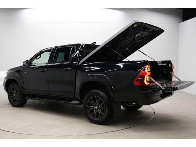 トヨタ ハイラックス ２．４ Ｚ ＧＲスポーツ ディーゼルターボ ４ＷＤ R4年 (東海) 99