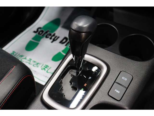 トヨタ ハイラックス ２．４ Ｚ ＧＲスポーツ ディーゼルターボ ４ＷＤ R4年 (東海) 99